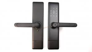 Smart Lock vs Traditional Lock Dubai